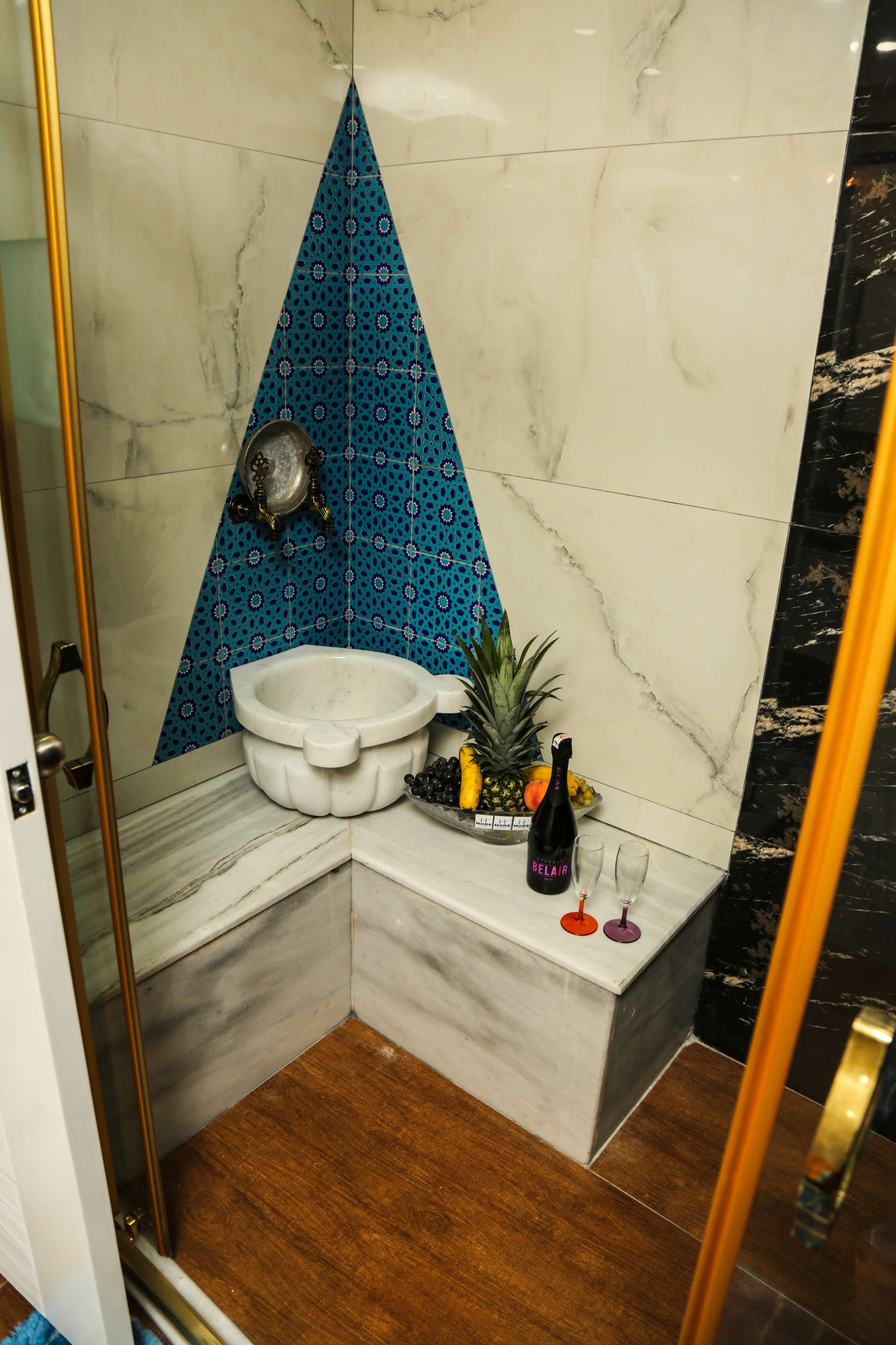 Suite Room